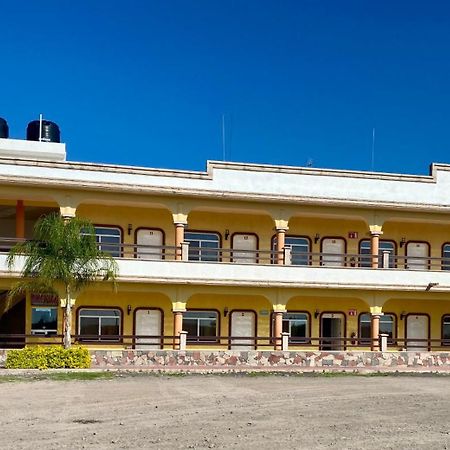 Hotel El Caminante 圣胡安－德洛斯拉戈斯 外观 照片