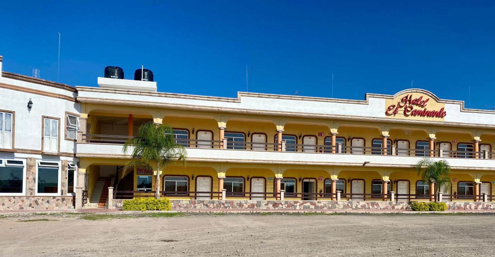 Hotel El Caminante 圣胡安－德洛斯拉戈斯 外观 照片